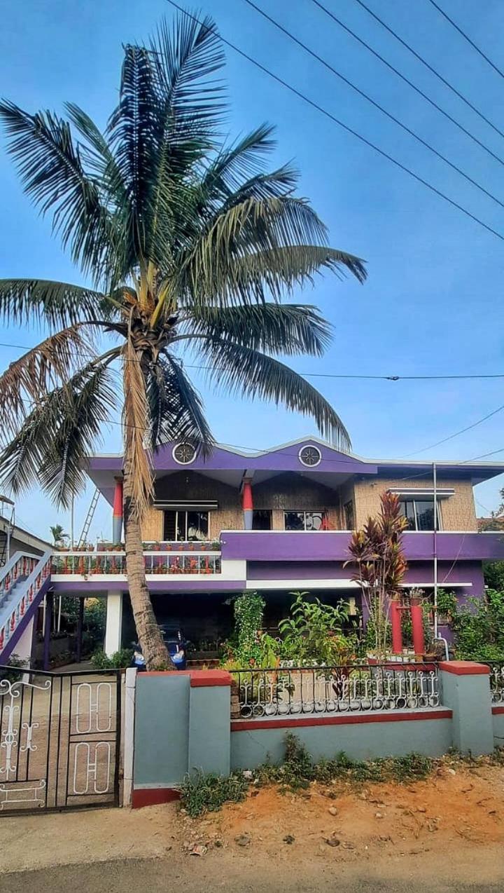 Royal Palm Homestay *