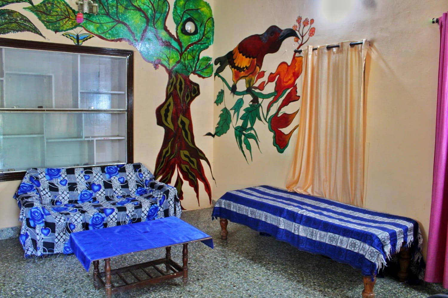 Royal Palm Homestay *